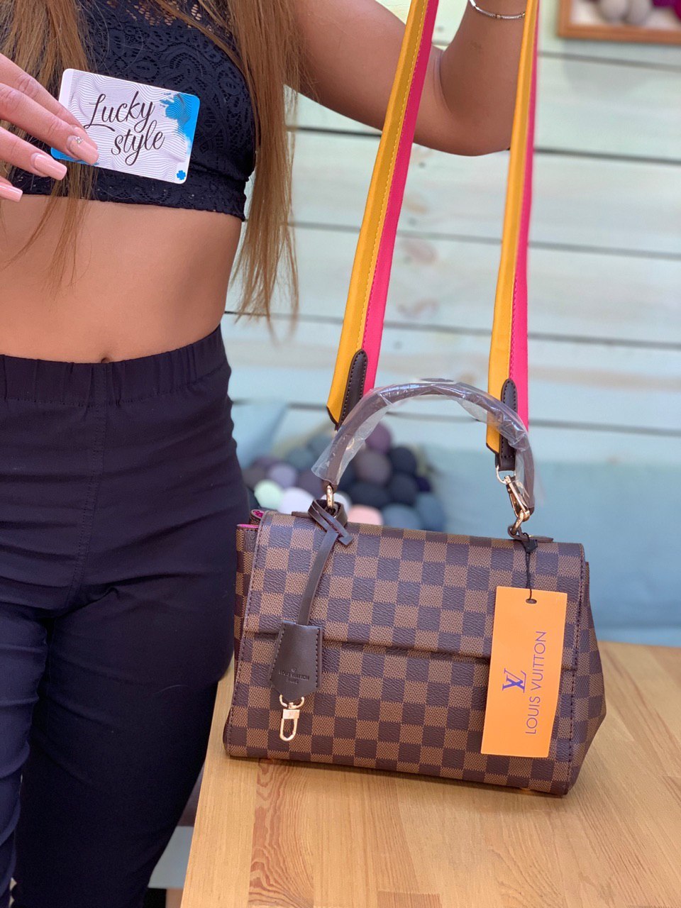 Женская сумка клатч коричневая через плечо