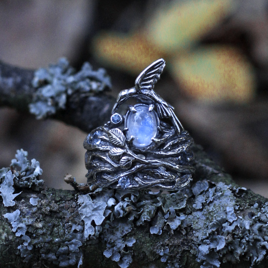 Jay - moonstone