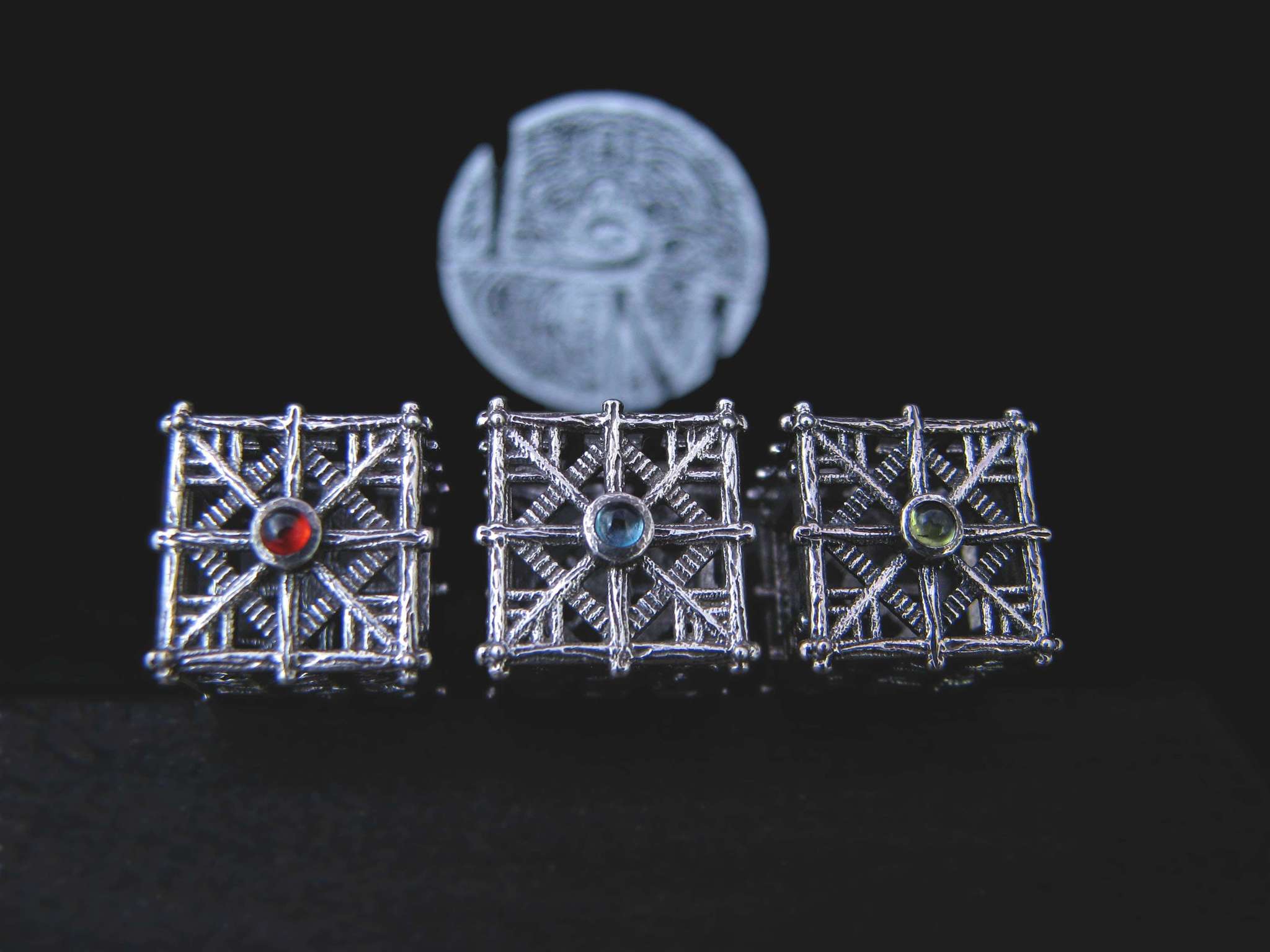 Witch house - pendant with garnet