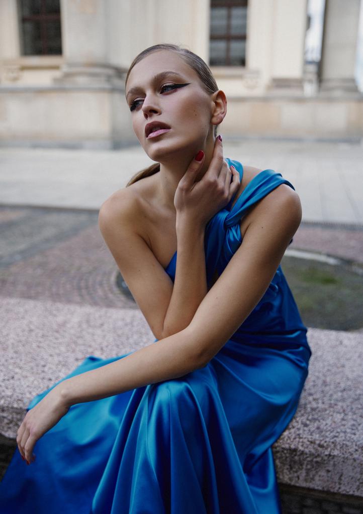 NEW YEAR’s FULL STYLING AT A STUDIO (deposit)