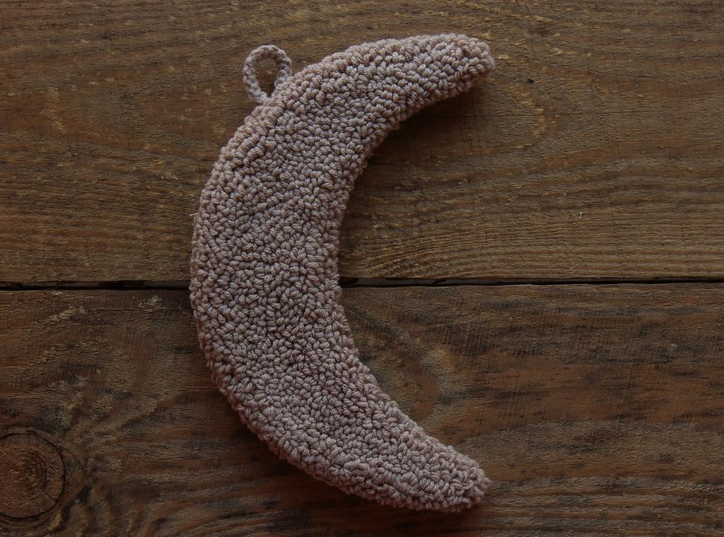 МІСЯЦЬ У КОЛЬОРІ ТЕПЛИЙ БЕЖ