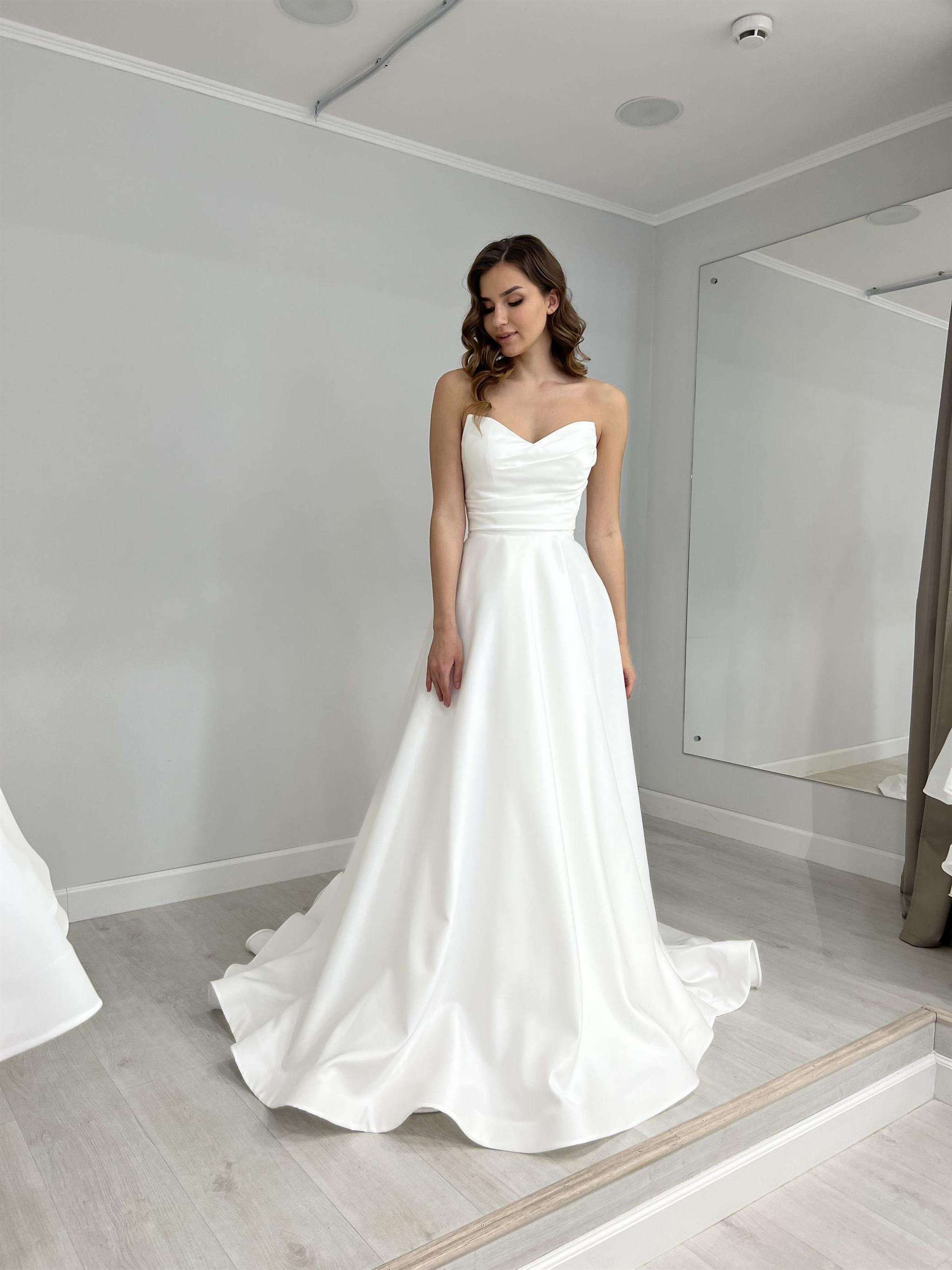 Как найти идеальную ткань для своего свадебного платья?