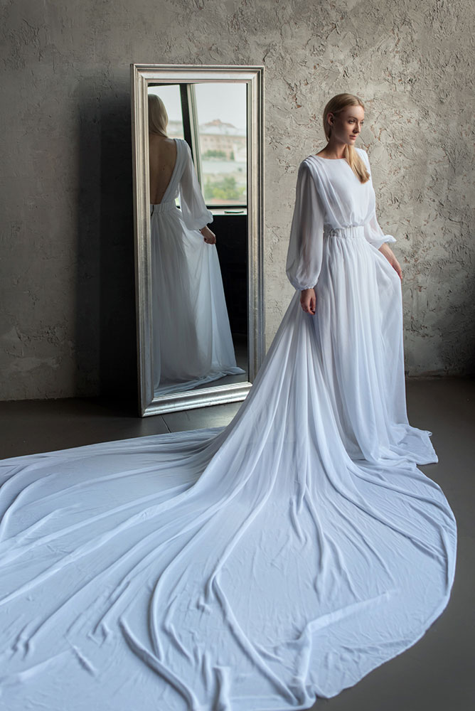 Невеста Гарика Харламова показала фото в пышном белом платье