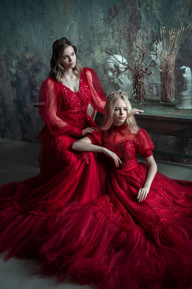 Чем украсить красное платье? | VK