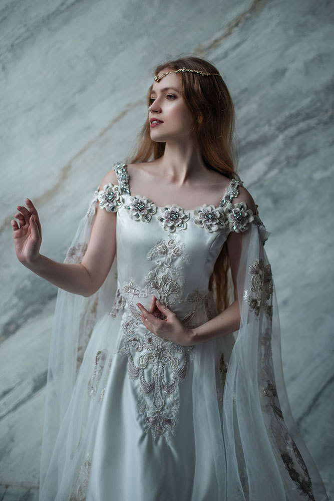Эльфы, феи и русалки (фэнтази) > Эльфийское платье  Эовин  купить в  интернет-магазине