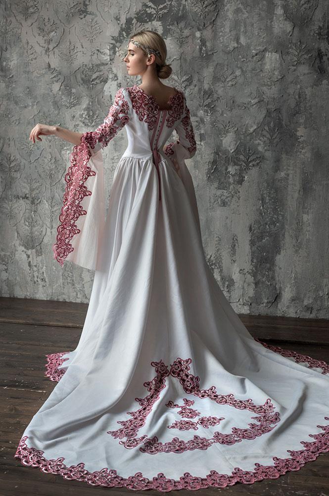 Яркие розовые платья Gepur