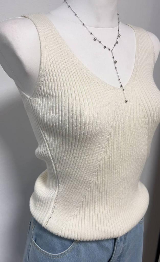 Молочний топ із бавовни