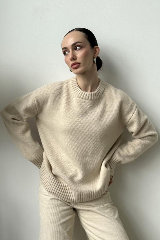 Светр екрю із мериносової вовни