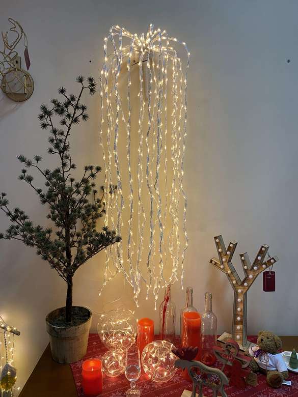 Інтерьерна гирлянда-водоспад