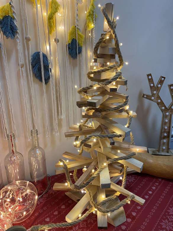 Мікролед на крафтовом тросі