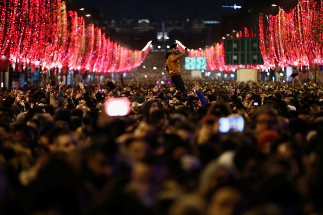 Мікролед "Єлісейскі Поля"