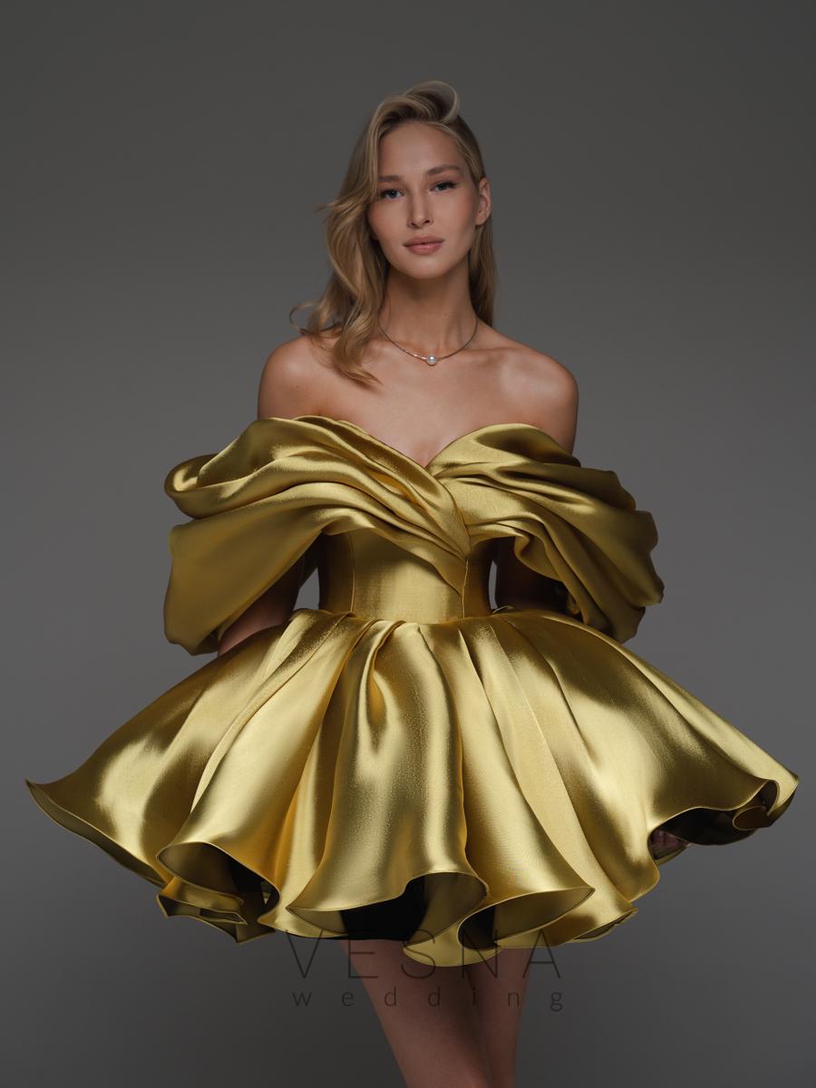 Gold dinner outlet dress