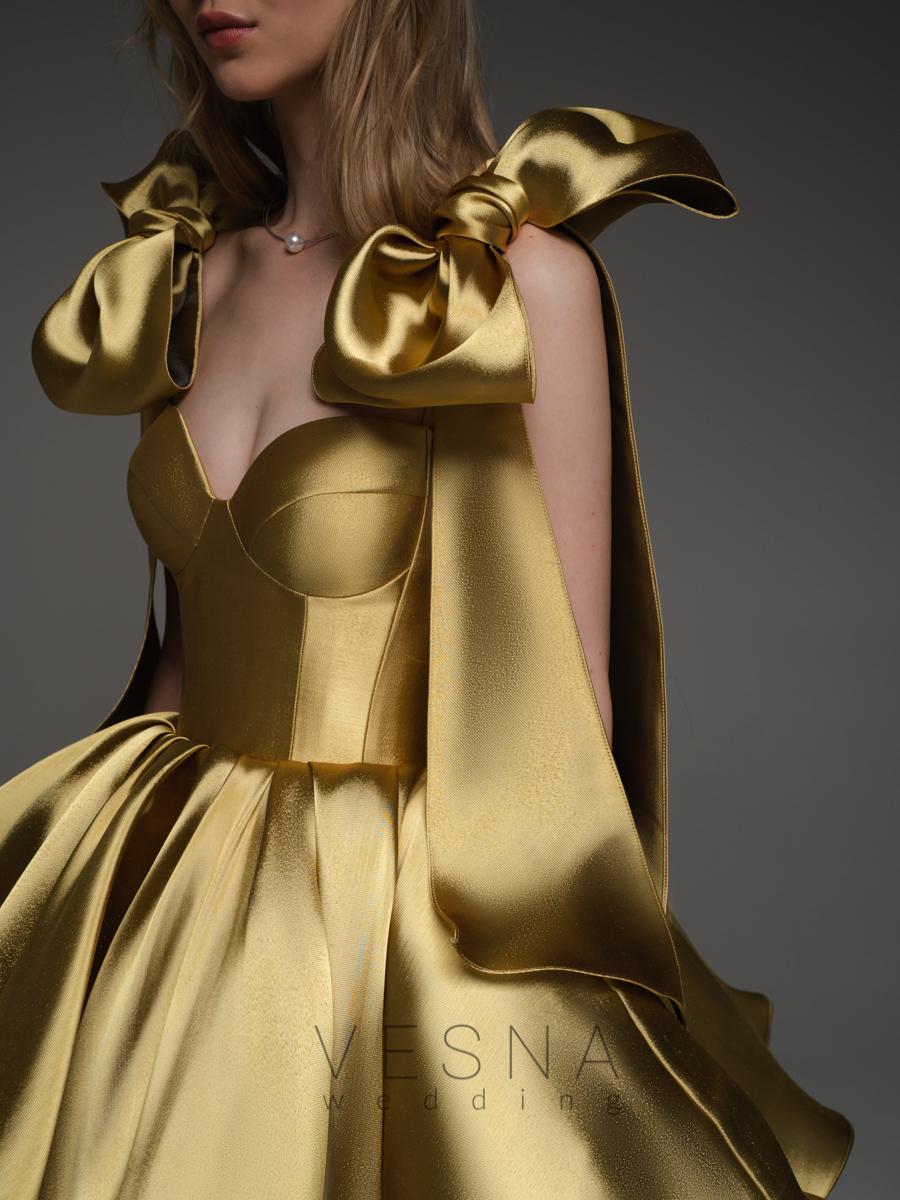 women gold dress