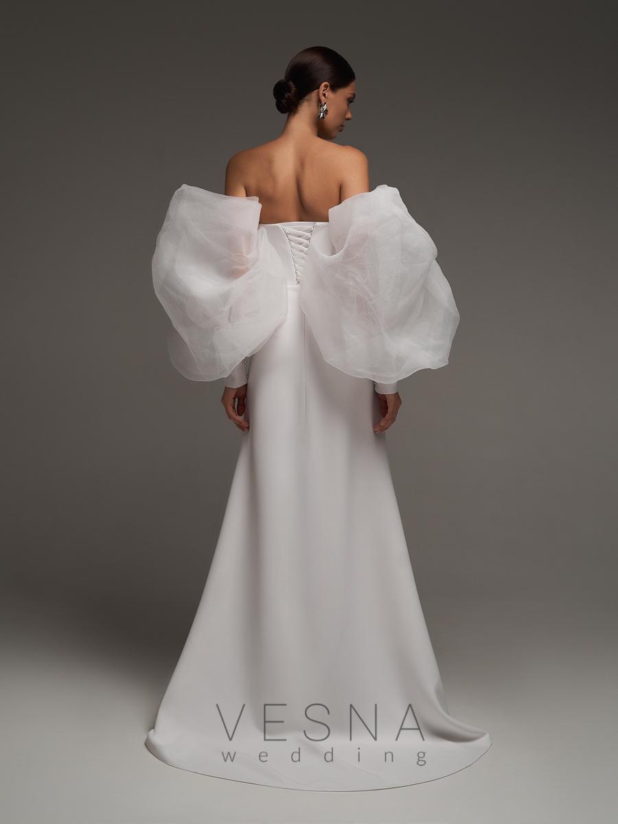 Wedding dress Rumi with sleeves