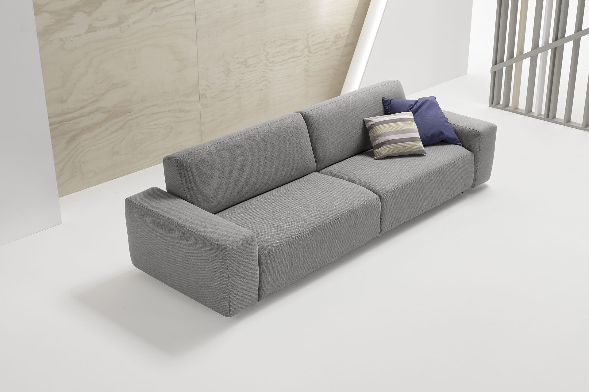 Moderni sofa lova ,,Cross''
