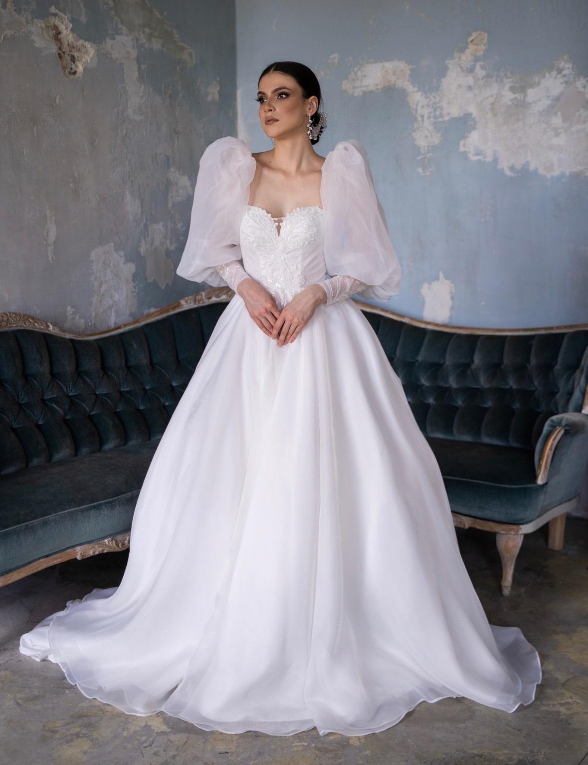 Самые красивые свадебные платья: 150 фото