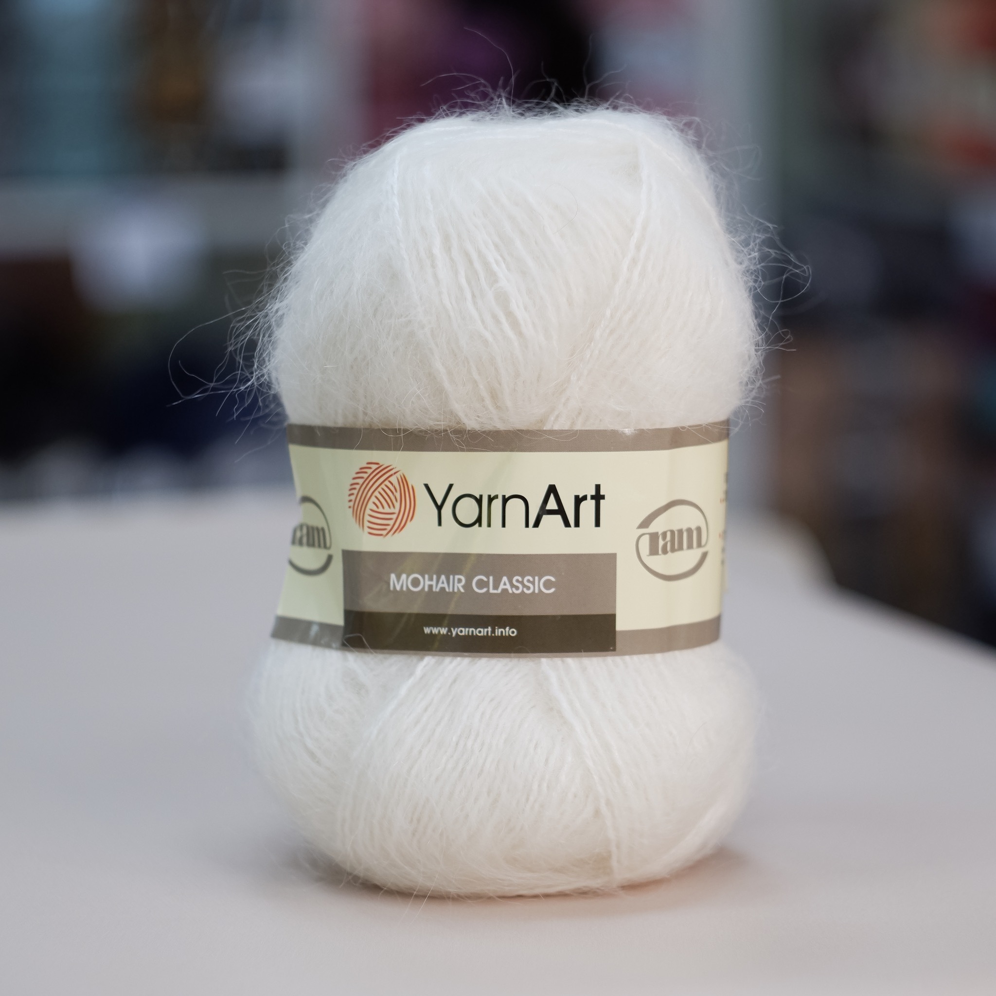 Мохер пряжа. Пряжа YARNART Mohair Classic. YARNART Mohair Classic палитра. Kid Mohair YARNART цвет 22. ЯРНАРТ мохер Классик 116.