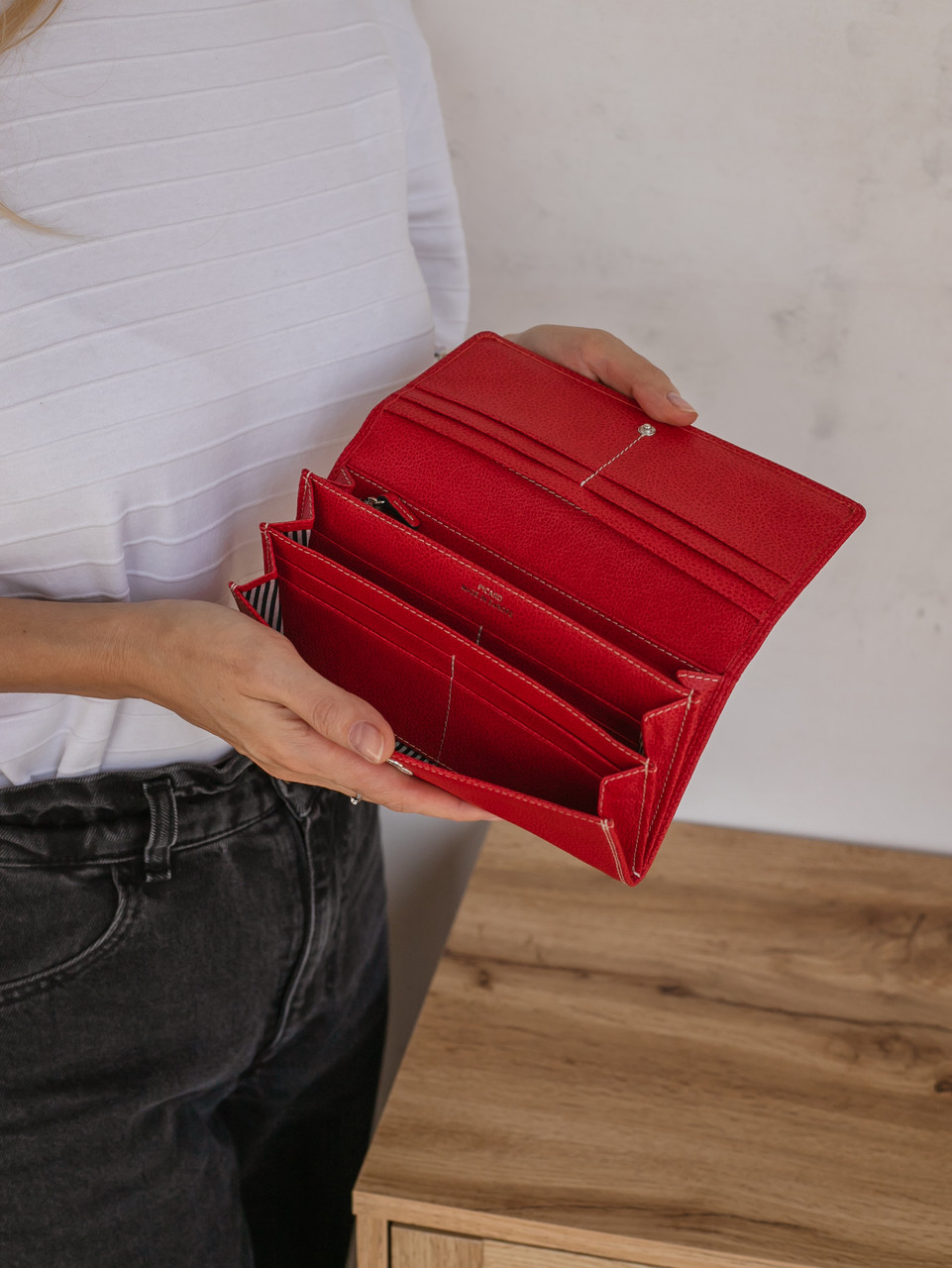Гаманець шкіряний Picard червоний