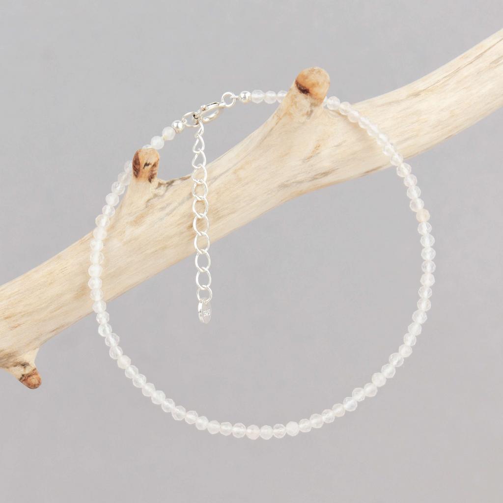 Браслет из розового кварца с застежкой из серебра