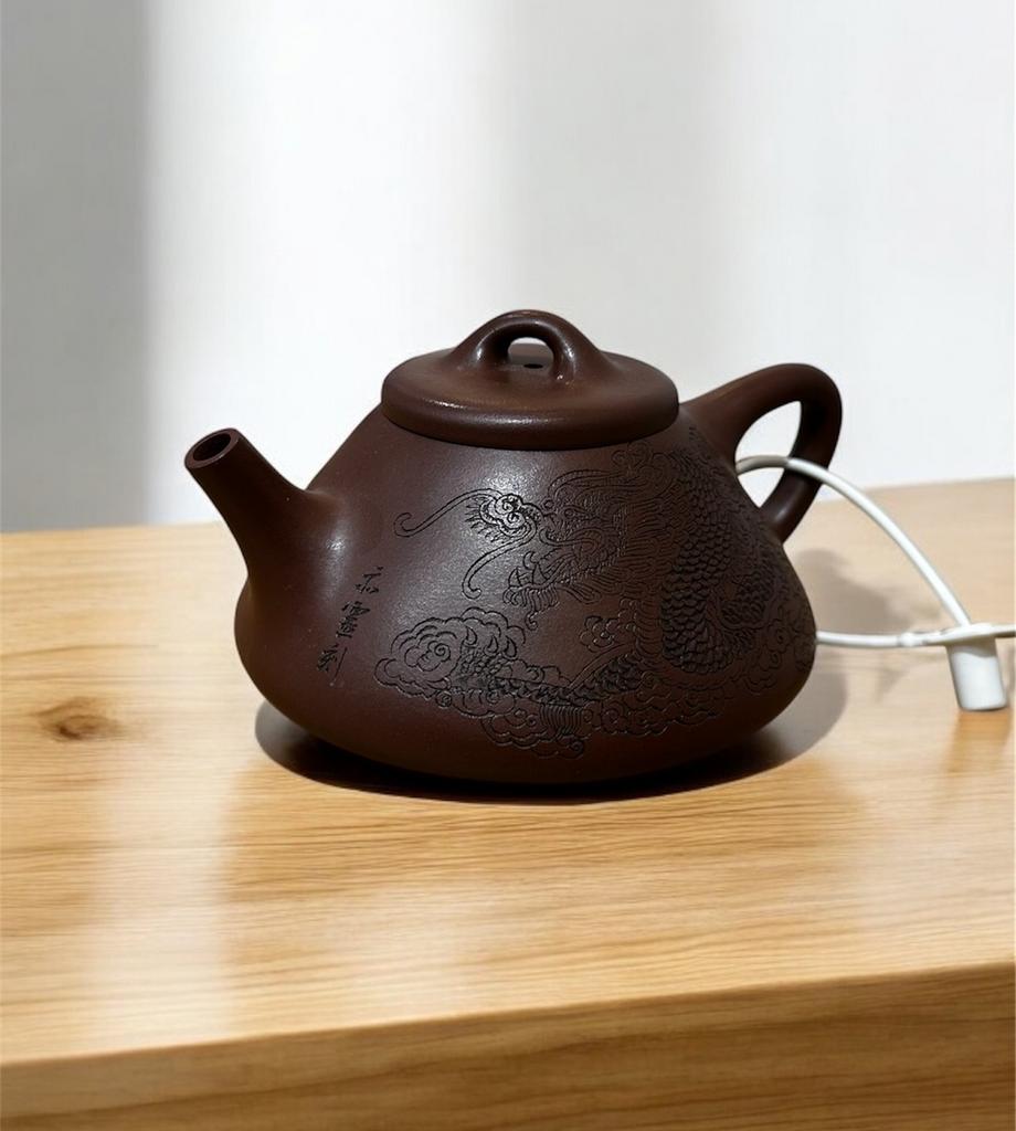 Красный чайник