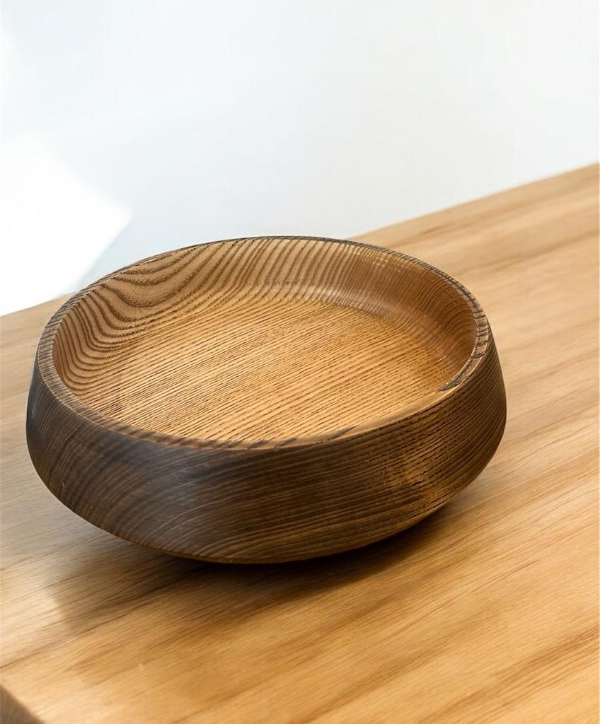 Деревянная маленькая тарелка