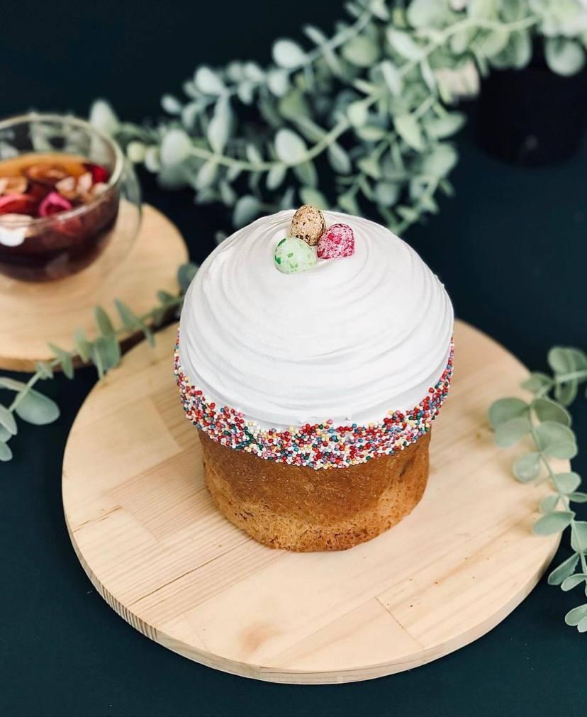 Кулич (650 грамм) с яичками драже