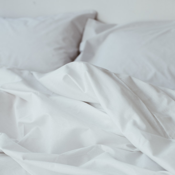 White Cotton Bed Linen Set