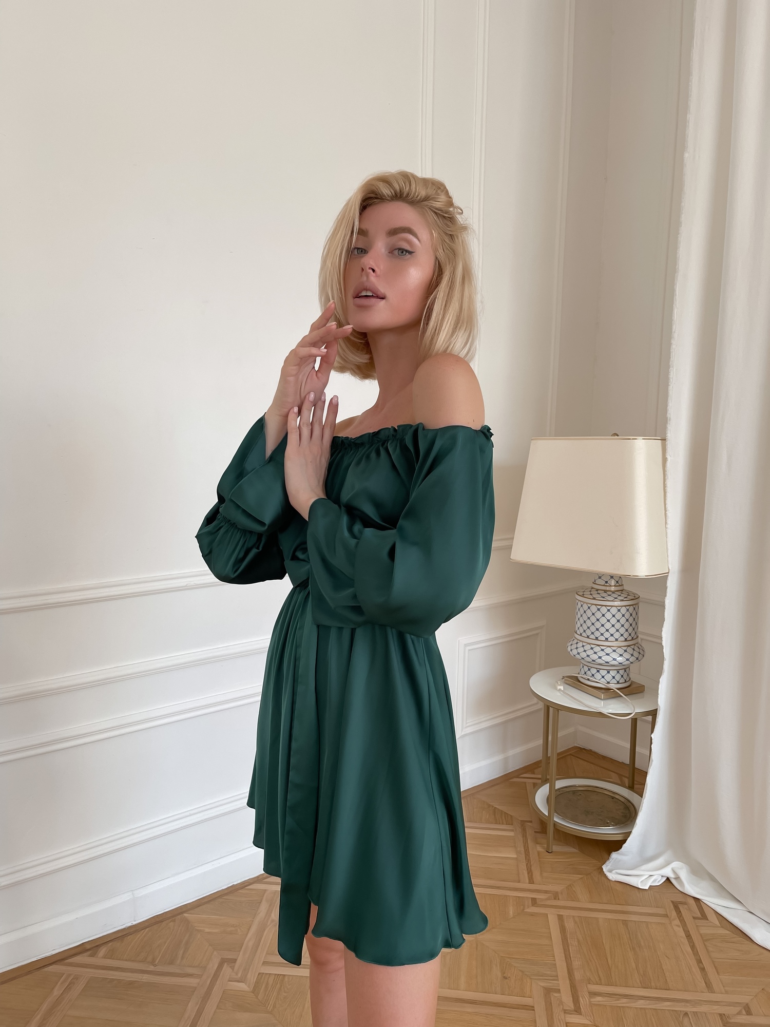 Шовкова сукня