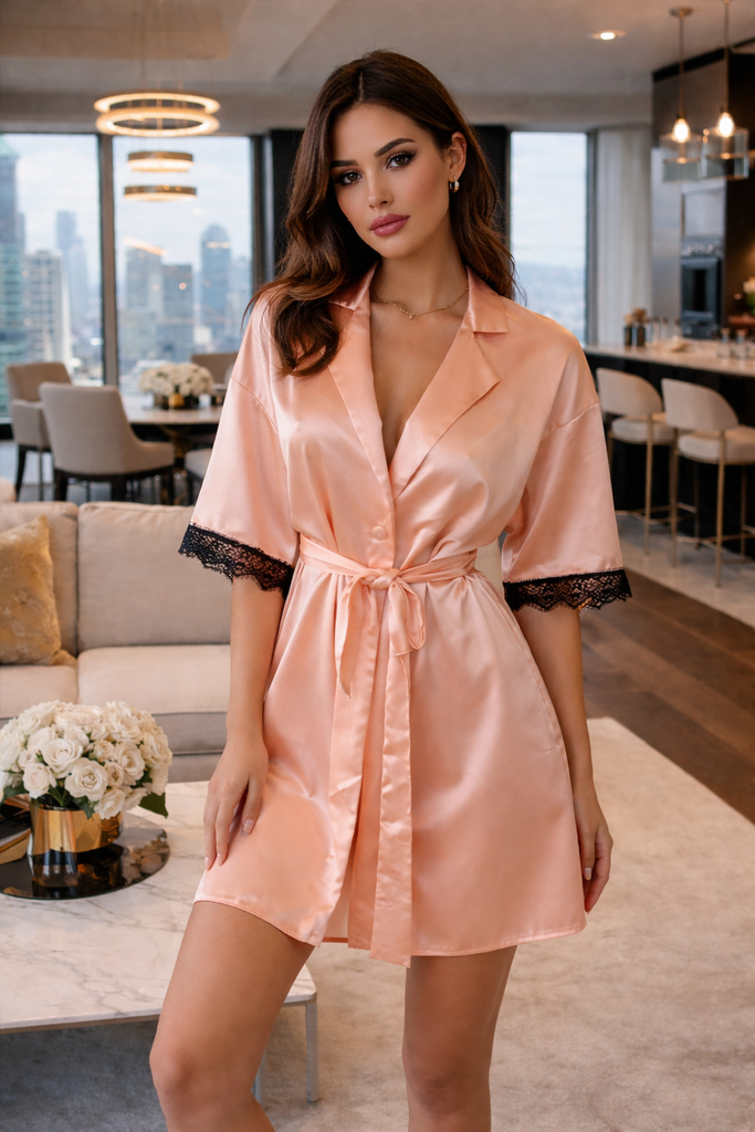 Халат із мереживом