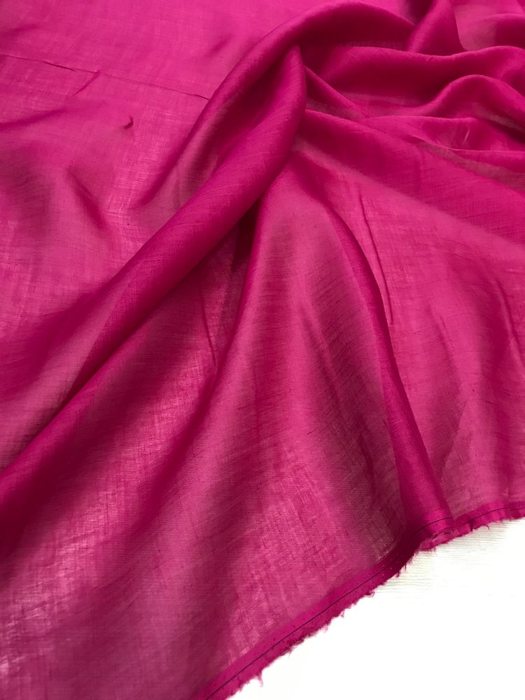 Лён вуаль с шёлком L0ro Pi@na малинового цвета