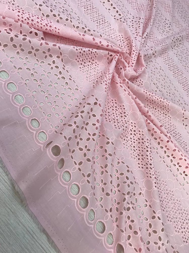 Итальянское шитье на тонком хлопке нежно-розового цвета