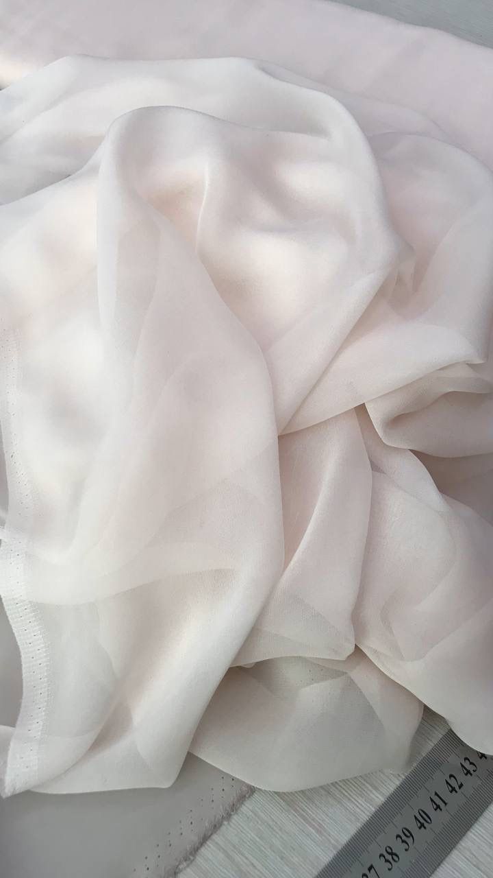 Шелковый шифон-вуаль пудрового цвета