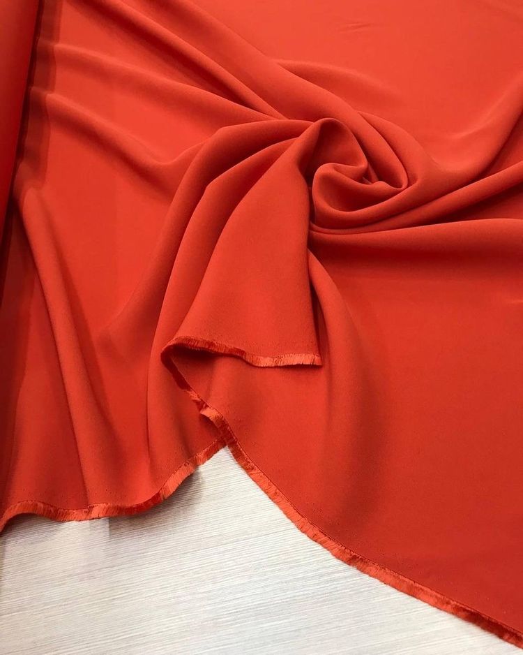 Костюмно-плательное вискозное кади кирпичного цвета