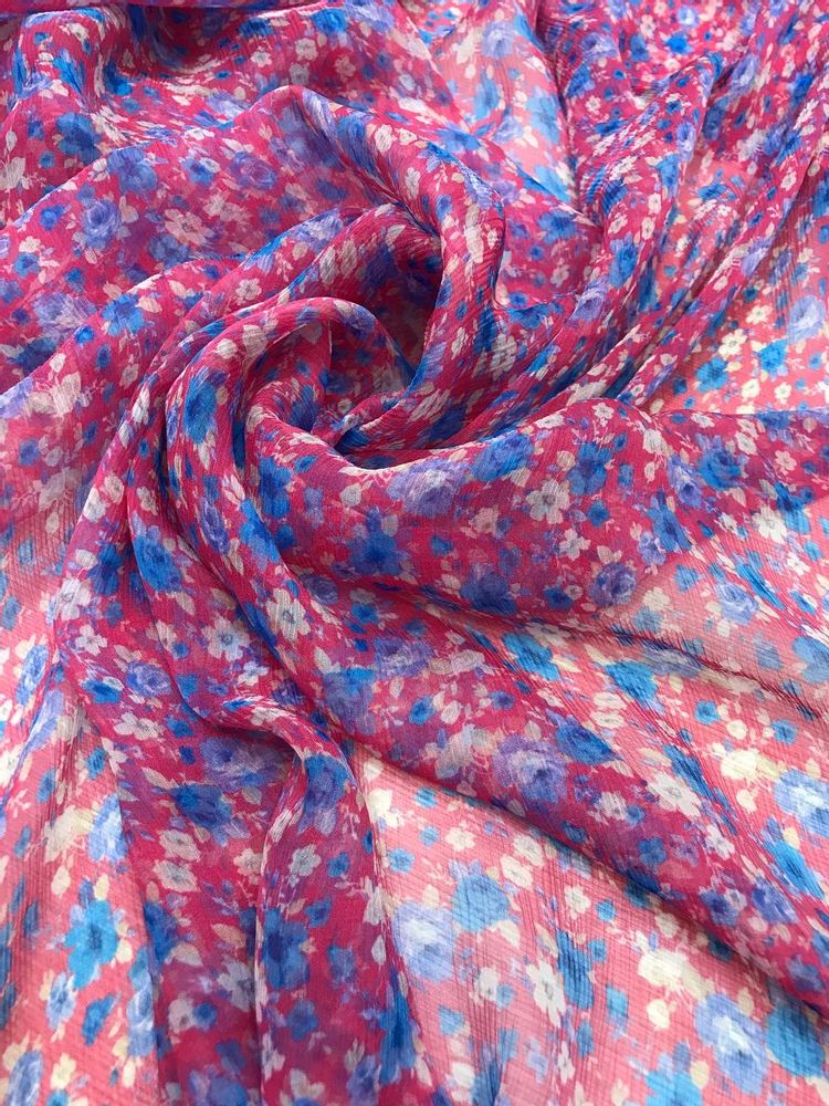 Крэш-шифон шелковый PAROSH розовый с синими цветами