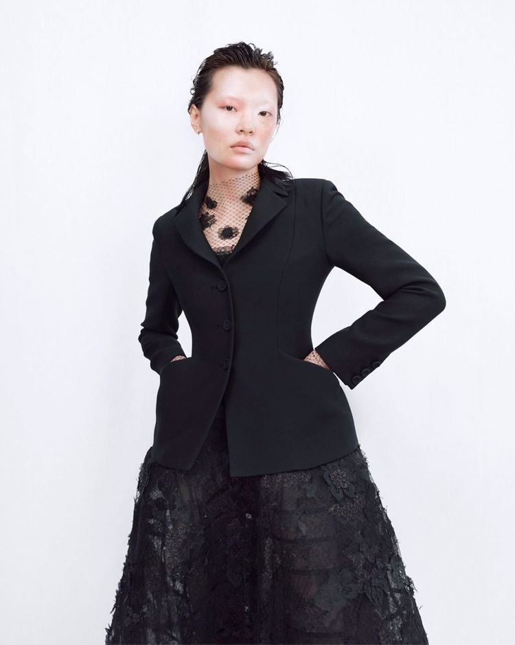 0.55м Костюмный хлопок с шелком черного цвета