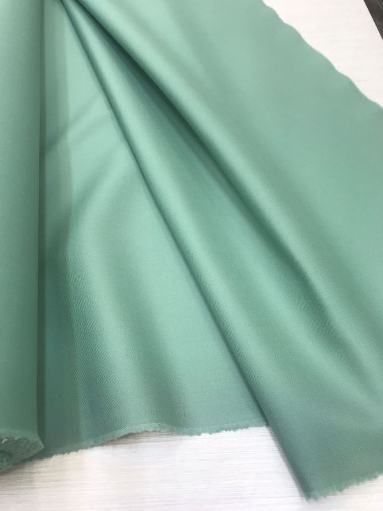 Костюмная двухслойная шерсть с шелком V@lentino цвет нефрит