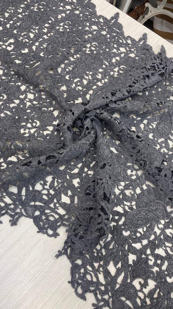 1,72м; 1,23м Кружево из кашемира и шерсти Scervin0 серого цвета