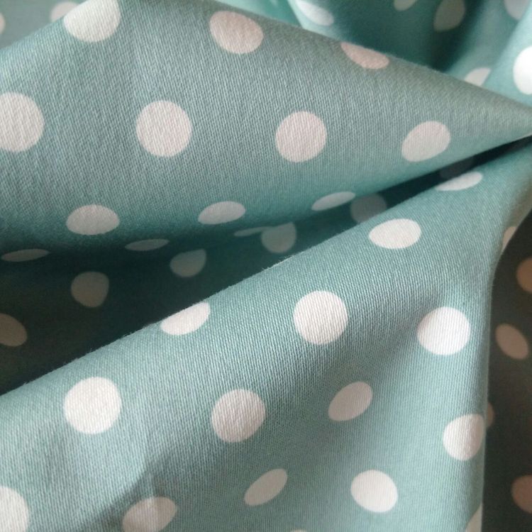 Полированный хлопок с эластаном фон приглушённый мятный в белый горох