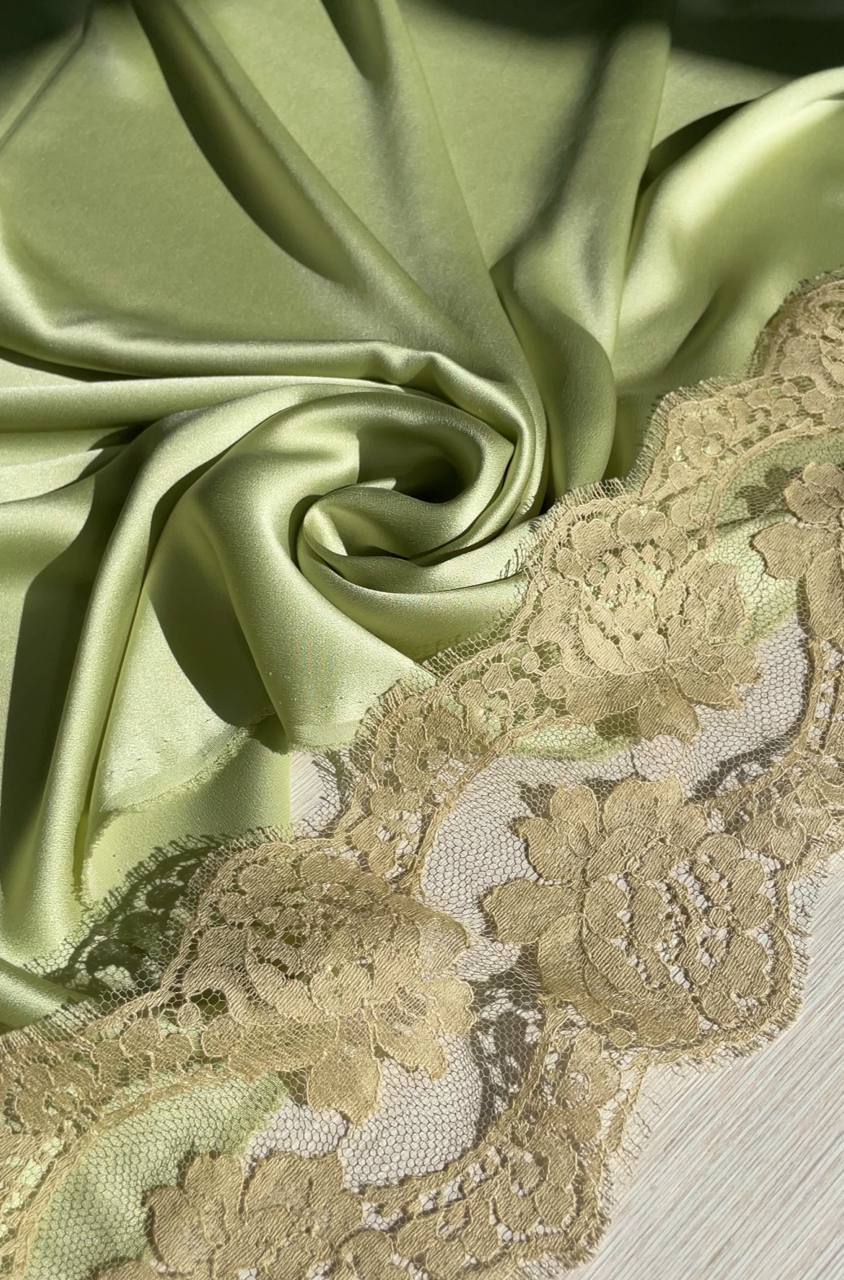 Шелк атласный с эластаном Scervin0 салатовый