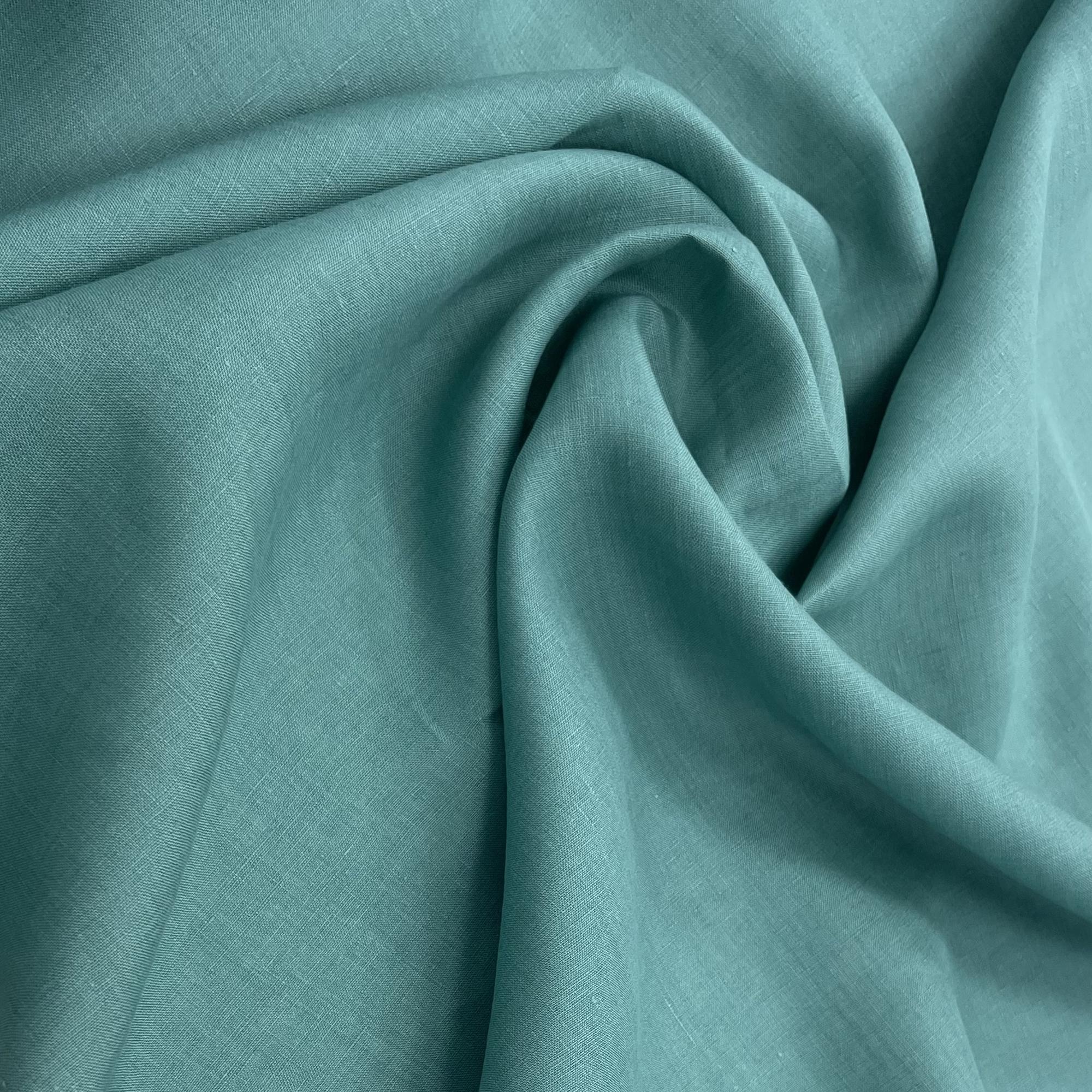 Костюмно-плательный лен бирюзового цвета
