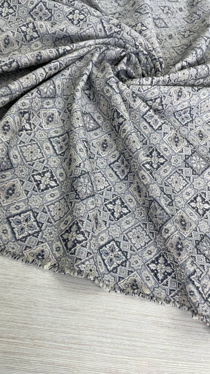 2,3м Хлопковый жаккард с добавлением вискозы и эластана серо-пудровый восточный орнамент