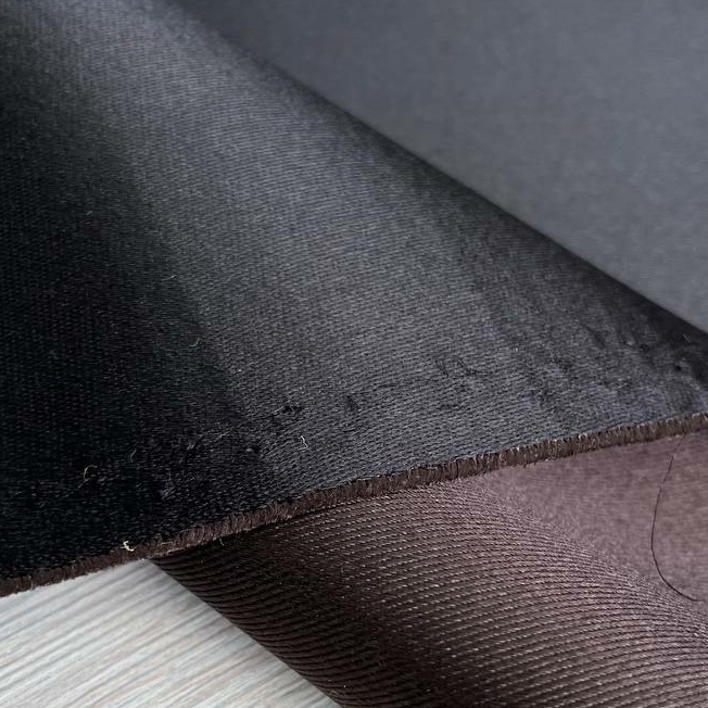 Дизайнерский атласный шелк двухсторонний костюмно-плательный цвет черный/горький шоколад