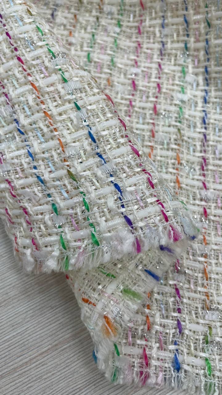 1,55м Твид оригинал молочный с разноцветными блестящими нитями