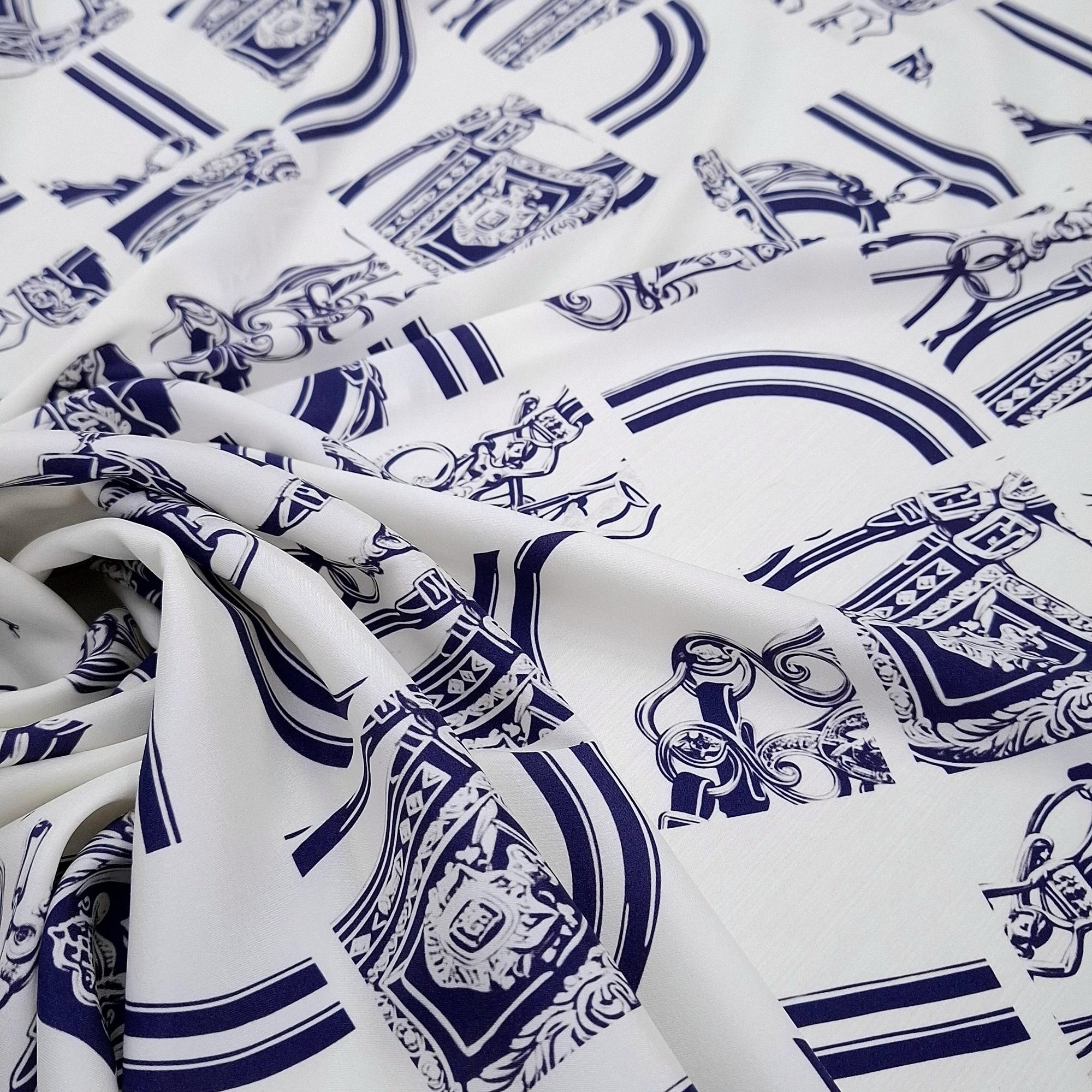 Шелк атласный с эластаном H.ermes белый