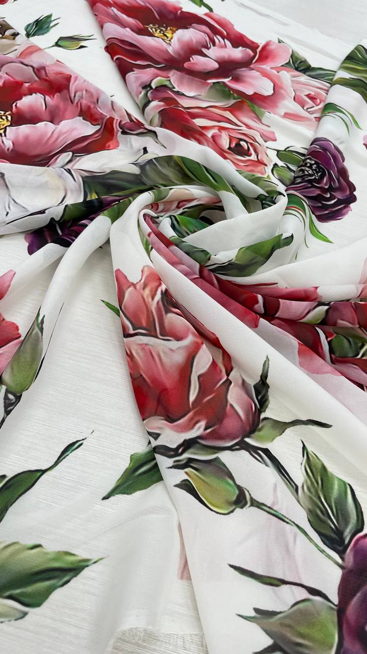 2,95м Шифон-жоржет шелковый розы на белом фоне