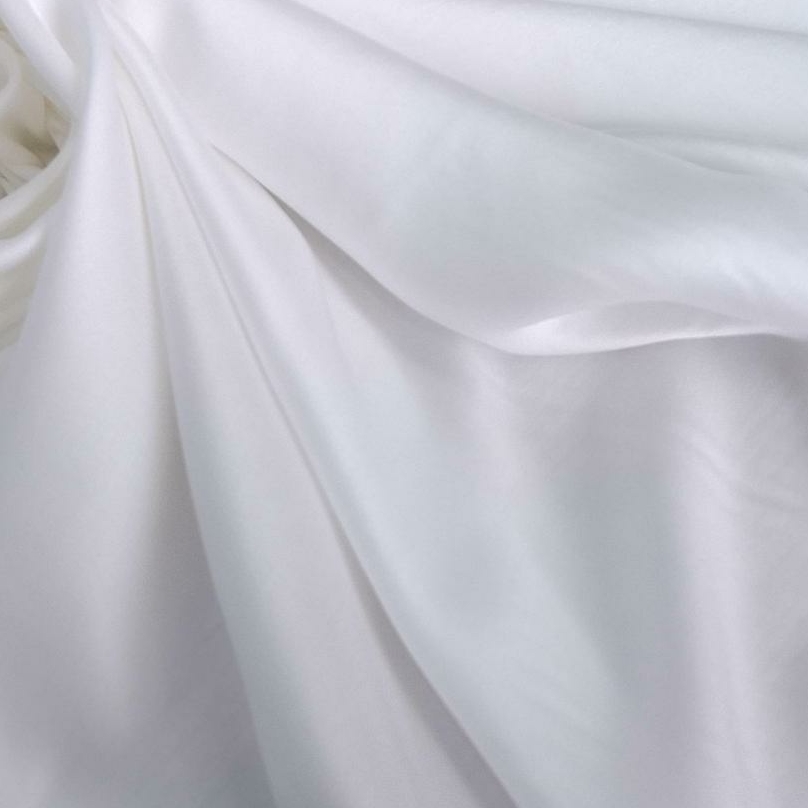 Шелковый крепдешин с эластаном Albini молочный