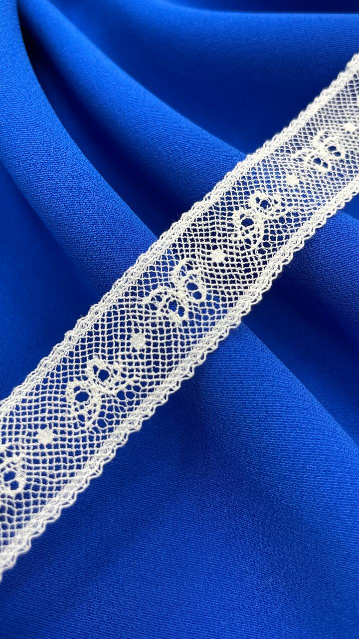 Хлопковое кружево из коллекции Pr@da молочного цвета