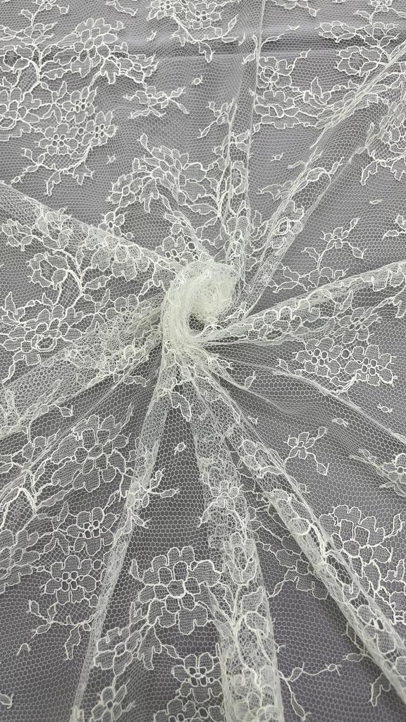 Кружево Sophie Hallette  для Valentin.o молочное
