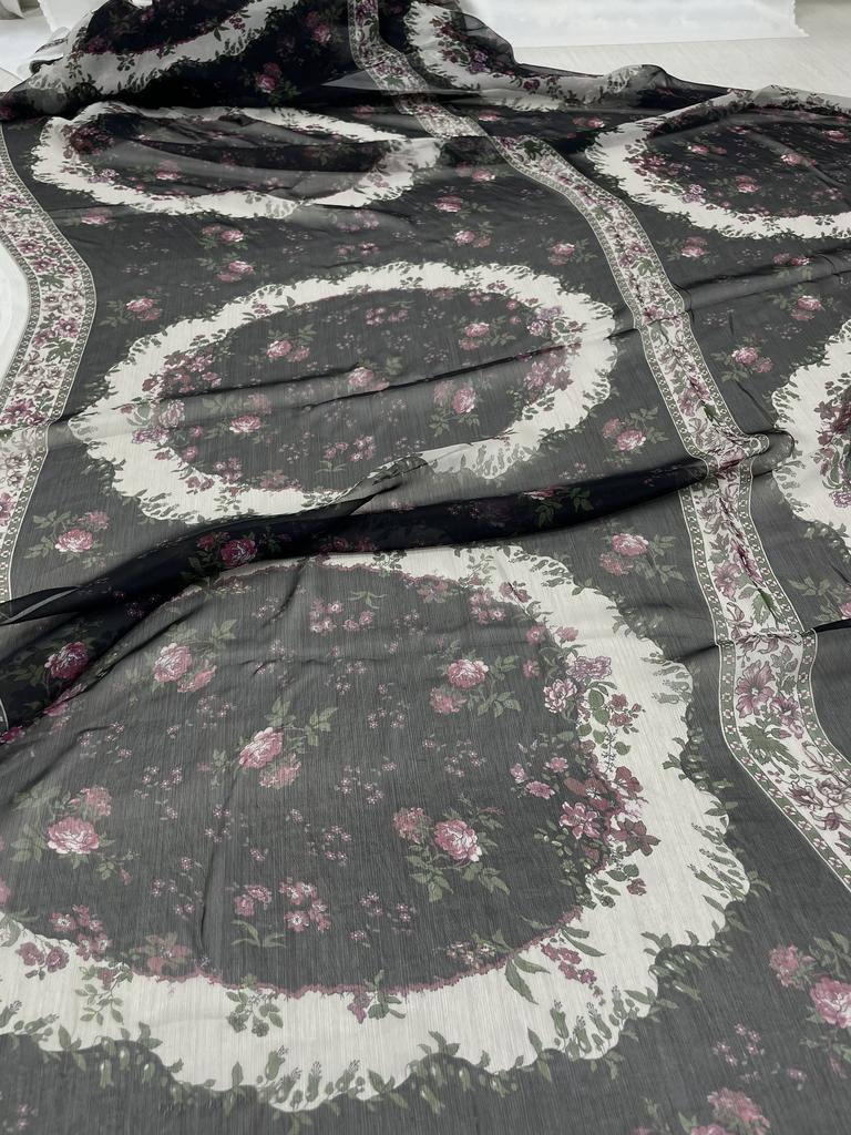 Шифон вуаль шелковый V@lentino черный фон, винтажные розы