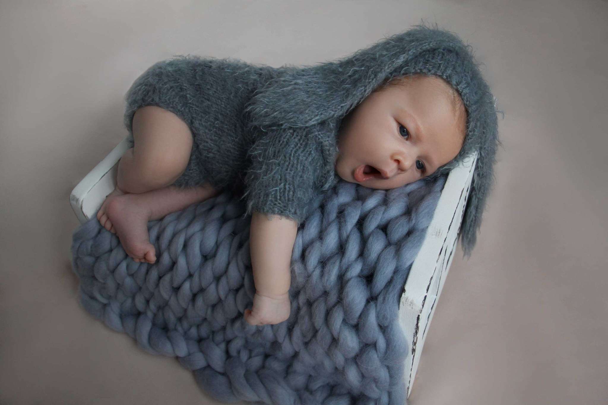 Какую одежду купить новорожденному зимой ⦁ Список зимней одежды для малышей | BabyBay
